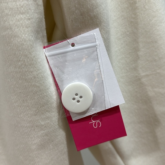 NWT white wool like coat size XXL - Picture 3 of 6